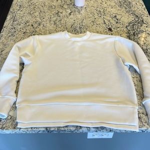 Calia Elevate Ottoman side zipper sweater. Size small.